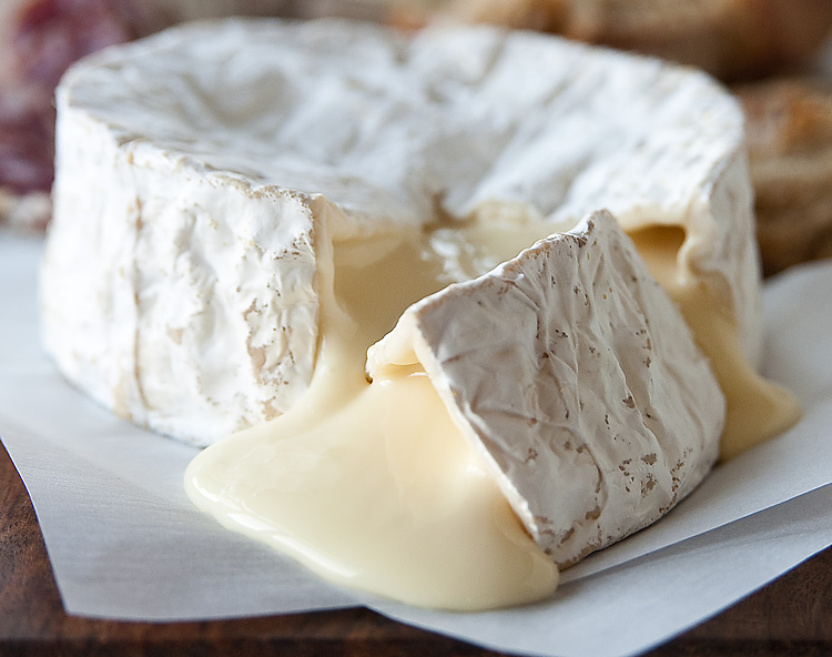 Georgian sulguni listed among 46 mouth-watering types of cheese around the world geotv.ge